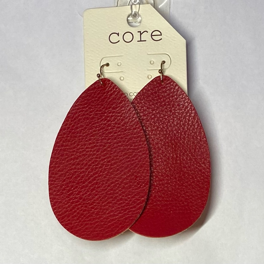 Teardrop earrings - red vinyl